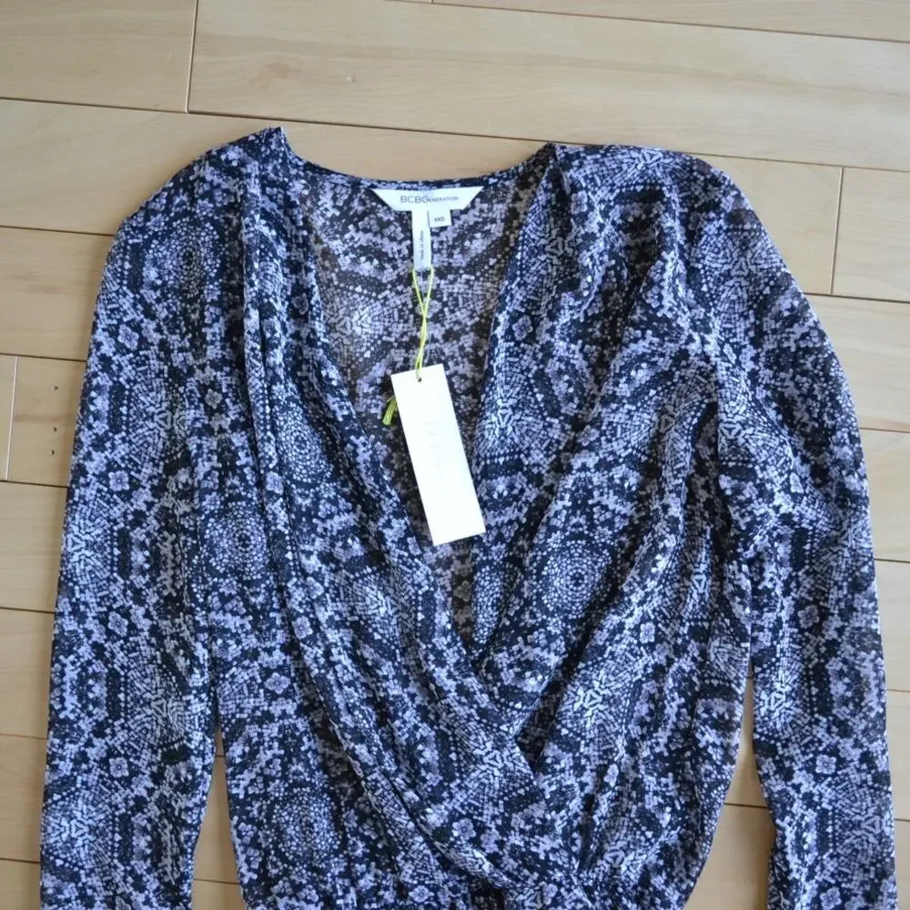 NWT BCBGeneration Long Sleeve Mini Dress Deep V Neck Size XXS